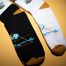 Load image into Gallery viewer, 95&#39; Touchdown Crew Socks
